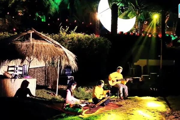 Vé Đuốc & Đêm – Đêm nhạc dưới ánh đuốc