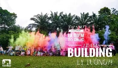 Tổ chức team building